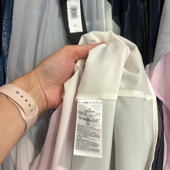 Banana Republic Chifon Waist Tie Blouse - Picture 11 of 12